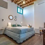 Casa Ifestou Apart-hotel 4*