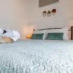 Casa Ifestou Apart-hotel